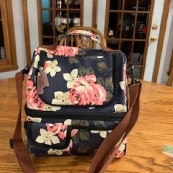 Lokass Lunch box- never used - Picture 1 of 2